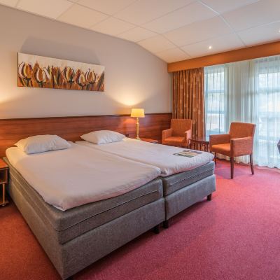 Comfort Double Or Twin Room Parkhotel Tjaarda Promo Code