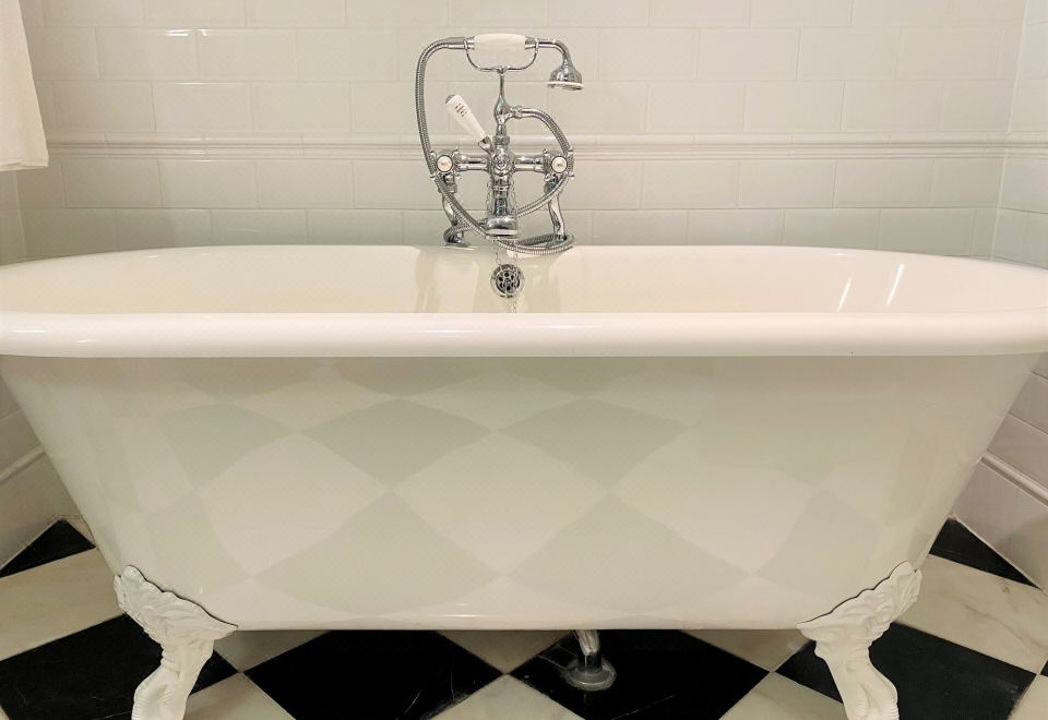 豪华房带庭院,泳池