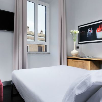 Deluxe Room, 1 Large Twin Bed Suite Art Navona Promo Code