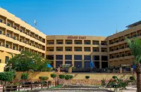 Grand East Hotel - Resort & Spa Dead Sea Hôtels à : 