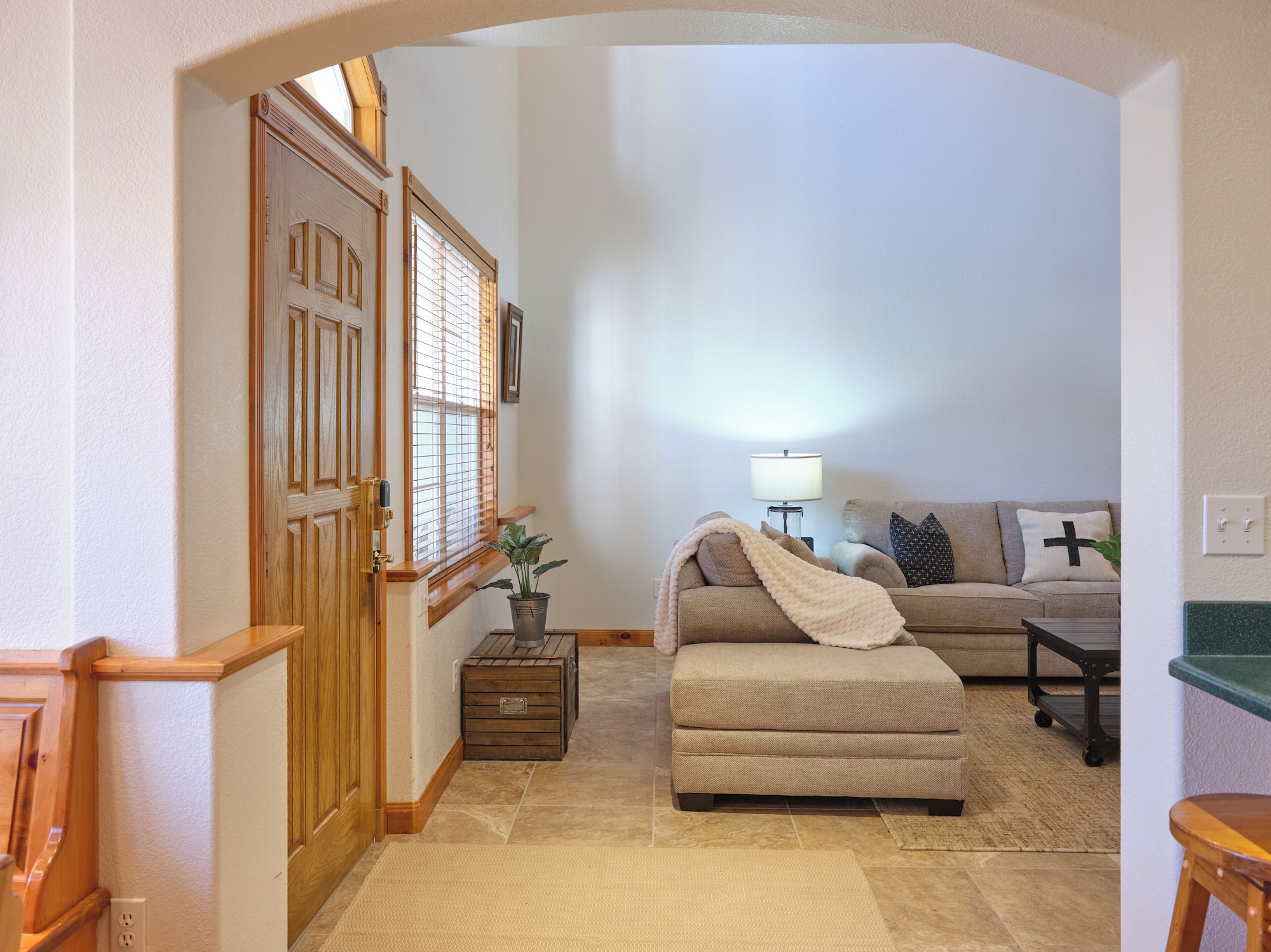 四卧室联排别墅，禁烟