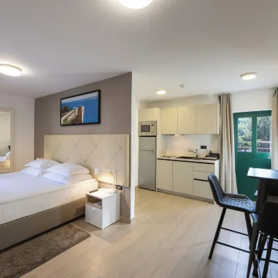 Apartments Korta Hotel dekat Old Split