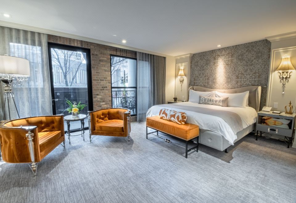 标准套房， 1 张特大床， 无障碍， 阳台