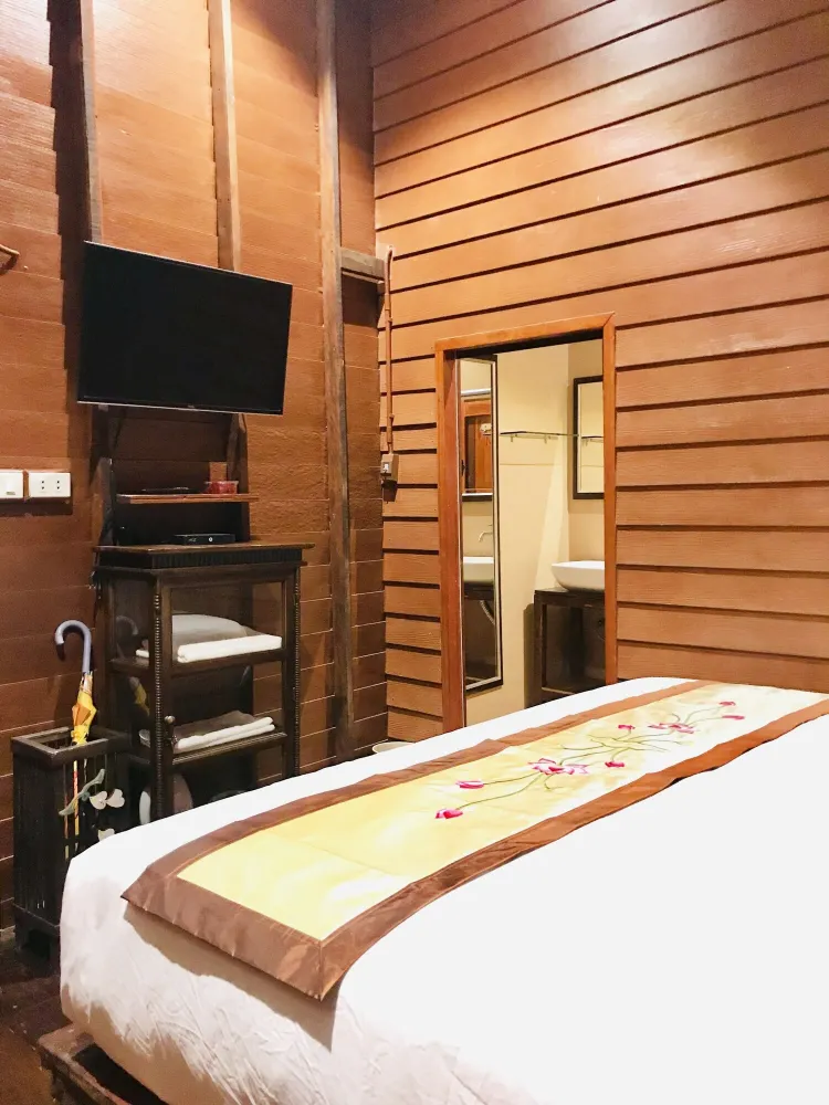 ห้องพักมาตรฐานเตียงใหญ่พร้อมเตียงใหญ่