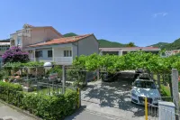 Apartments Elena Hotels in 