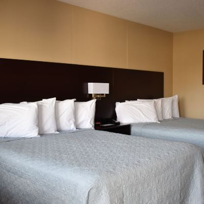 Premium Room, 2 Queen Beds, Non Smoking, Partial Lake View Lighthouse View Motel Promo Code