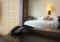 博茲曼勒威斯克拉克汽車旅館