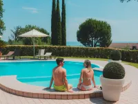 AHG Riva Del Sole Wellness Hotel - Adults Only Hôtels à : Moniga del Garda