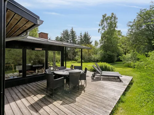 "Skjold" - 600m from the Sea