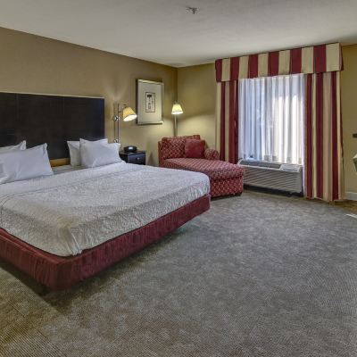 Guest Room With 1 King Bed And Mobility/Hearing Accessible With Tub-Nonsmoking Hampton Inn Jacksonville Promo Code