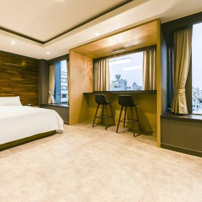 Junior Suite Olympia Hotel Promo Code