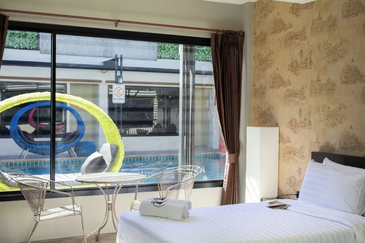 ห้องติดสระน้ำ