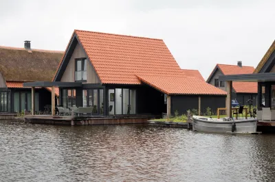 Villa by Weerribben Park Hotels in 
