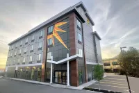La Quinta Inn & Suites By Wyndham Kelowna Bc Hotels in 