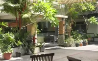 Front One HK Resort Simpang Lima Semarang Các khách sạn ở 