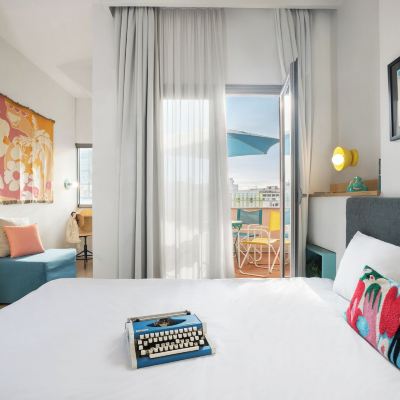 Superior Suite The Caravan Promo Code