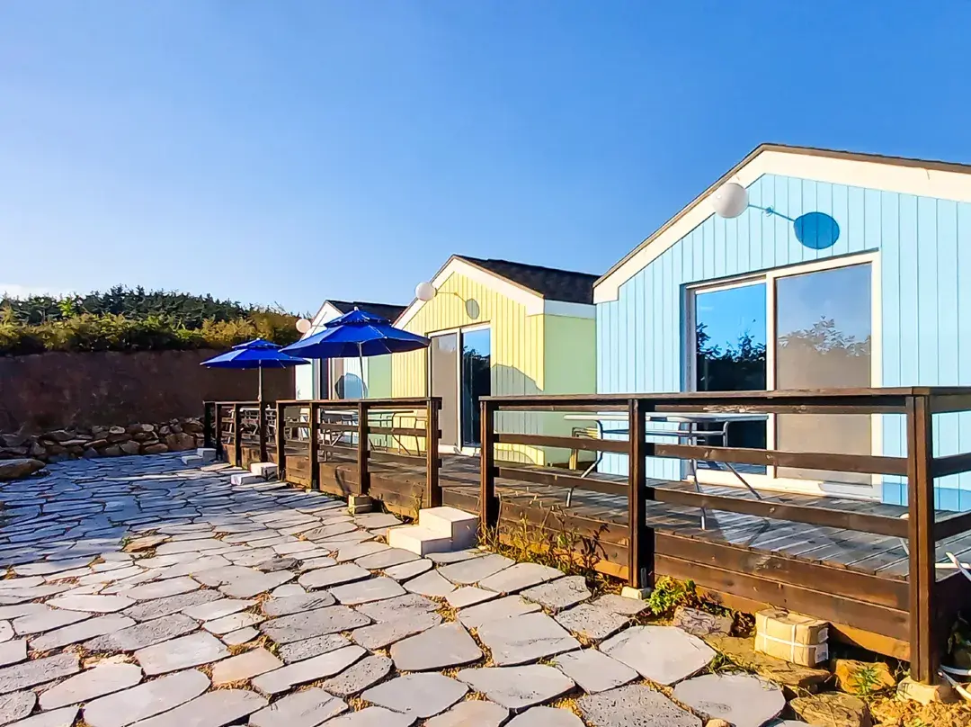 Taean Noneun-gae Jeil Joa - Taean-gun