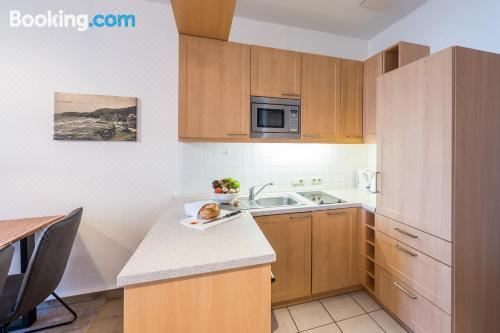 一楼带海景的一卧公寓