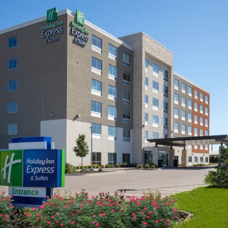 Holiday Inn Express & Suites BELOIT by IHG
