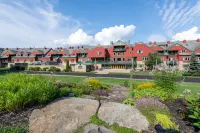 Grand Summit Resort