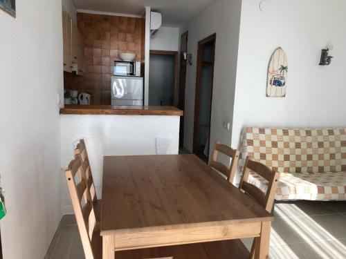 一楼的带海景的公寓