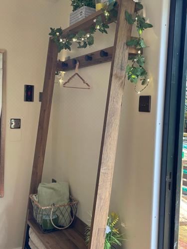 The Cabin, Stronua. A Beautiful 1 Bedroom Cabin. One-Bedroom Apartment