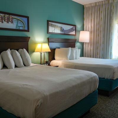 One-Bedroom Room Cedar Point's Express Hotel Promo Code