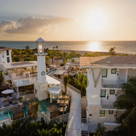Delek Holbox