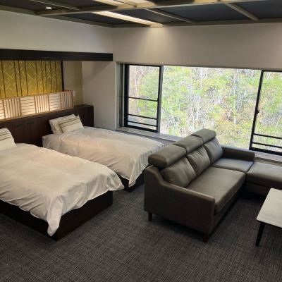 Main Building High Floor Regular, Corner Japanese-Western Mixed With Bath, River View 湯西川温泉　彩り湯かしき　花と華 クーポン