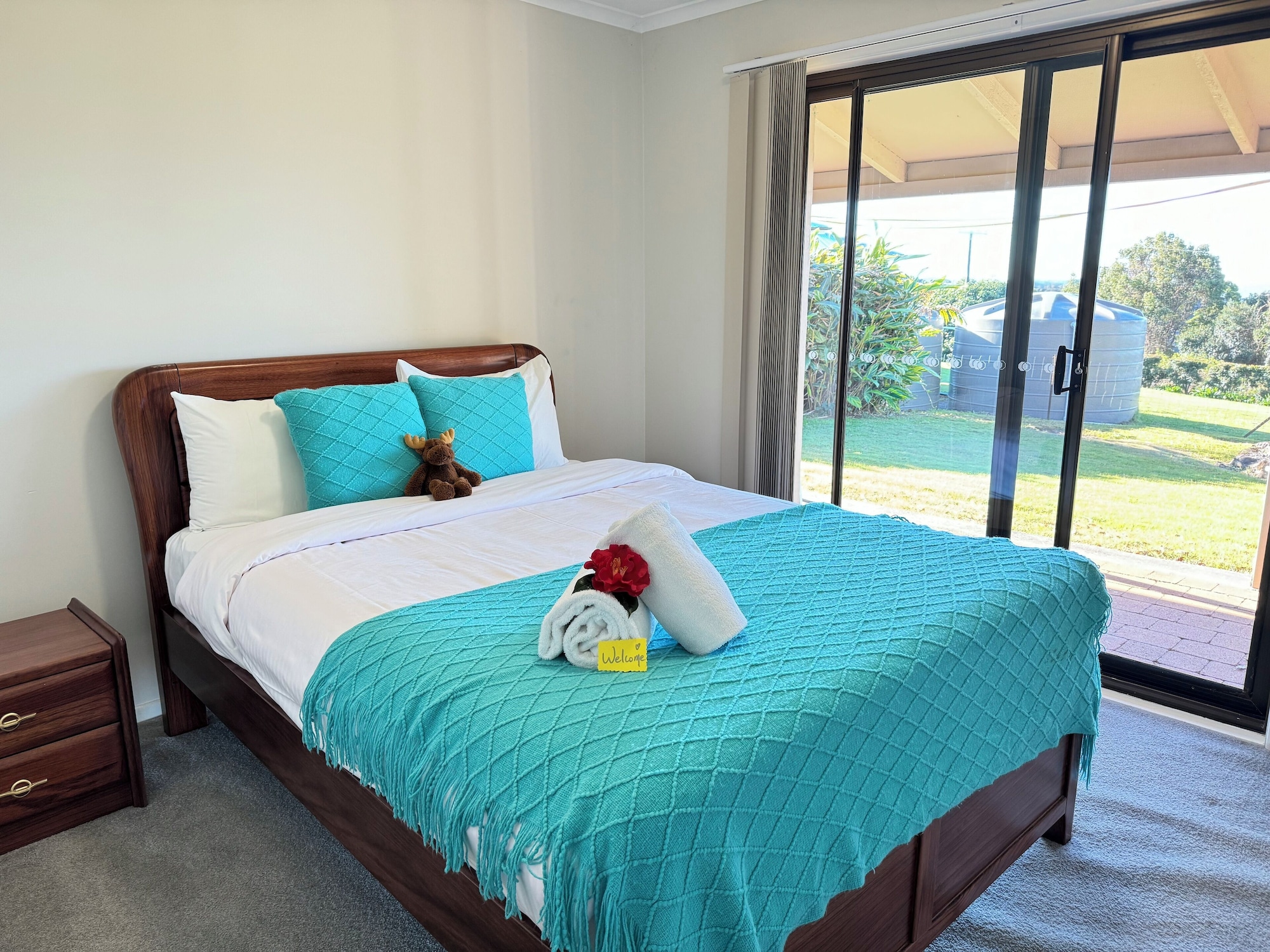 小屋，山脉景观，底楼