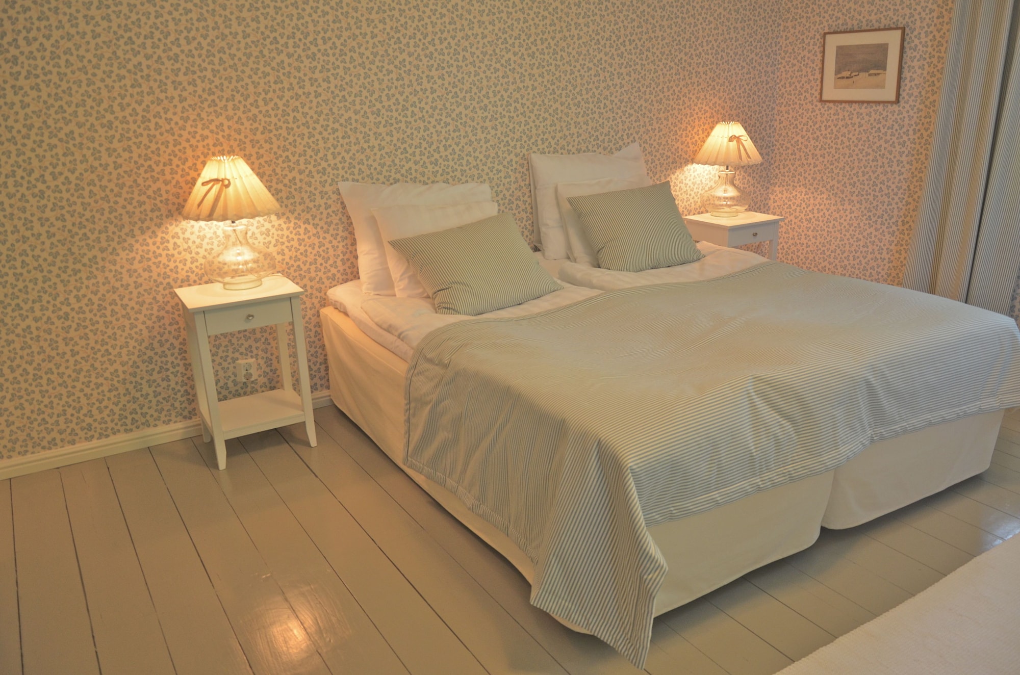 经典双床房， 2 张单人床