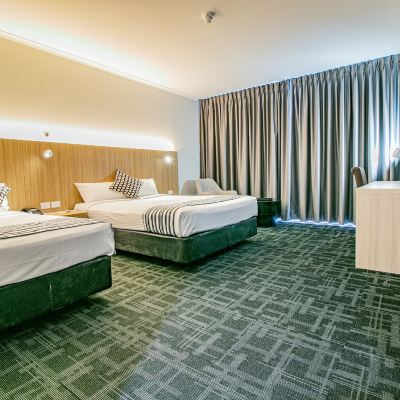Queen Room-Ocean Side Opal Cove Resort Promo Code
