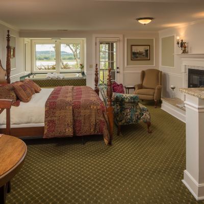Covington Suite Goldmoor Inn Promo Code
