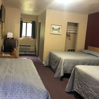 Triple Room, Multiple Beds, Non Smoking Laurel Park Inn Promo Code