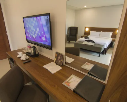 Mango Suites Cauayan Hotels in Cauayan