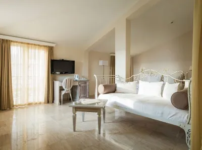 Hotel Azimut Hotels in 