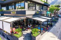 Hotel Del Medio Hotels in 