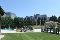 Monastiri Guesthouse Hotels in 