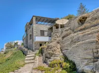 Avant Mar Paros