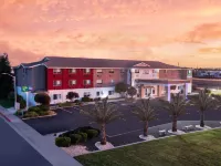 Holiday Inn Express REDDING NORTH – SHASTA LAKE by IHG โรงแรมในเร็ดดิ้ง