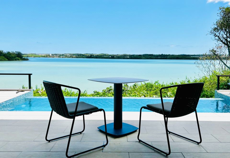 Miyakojima Private Villa Yonaha Suite