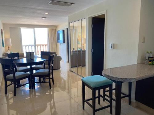 大床套房 - 海景