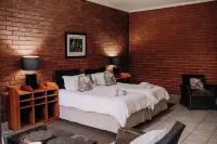 La Rona Hospitality Services
