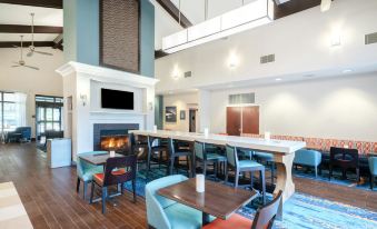 Hampton Inn & Suites Nashville Franklin - Housity