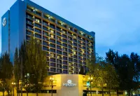 DoubleTree by Hilton Portland, OR Hotels in 