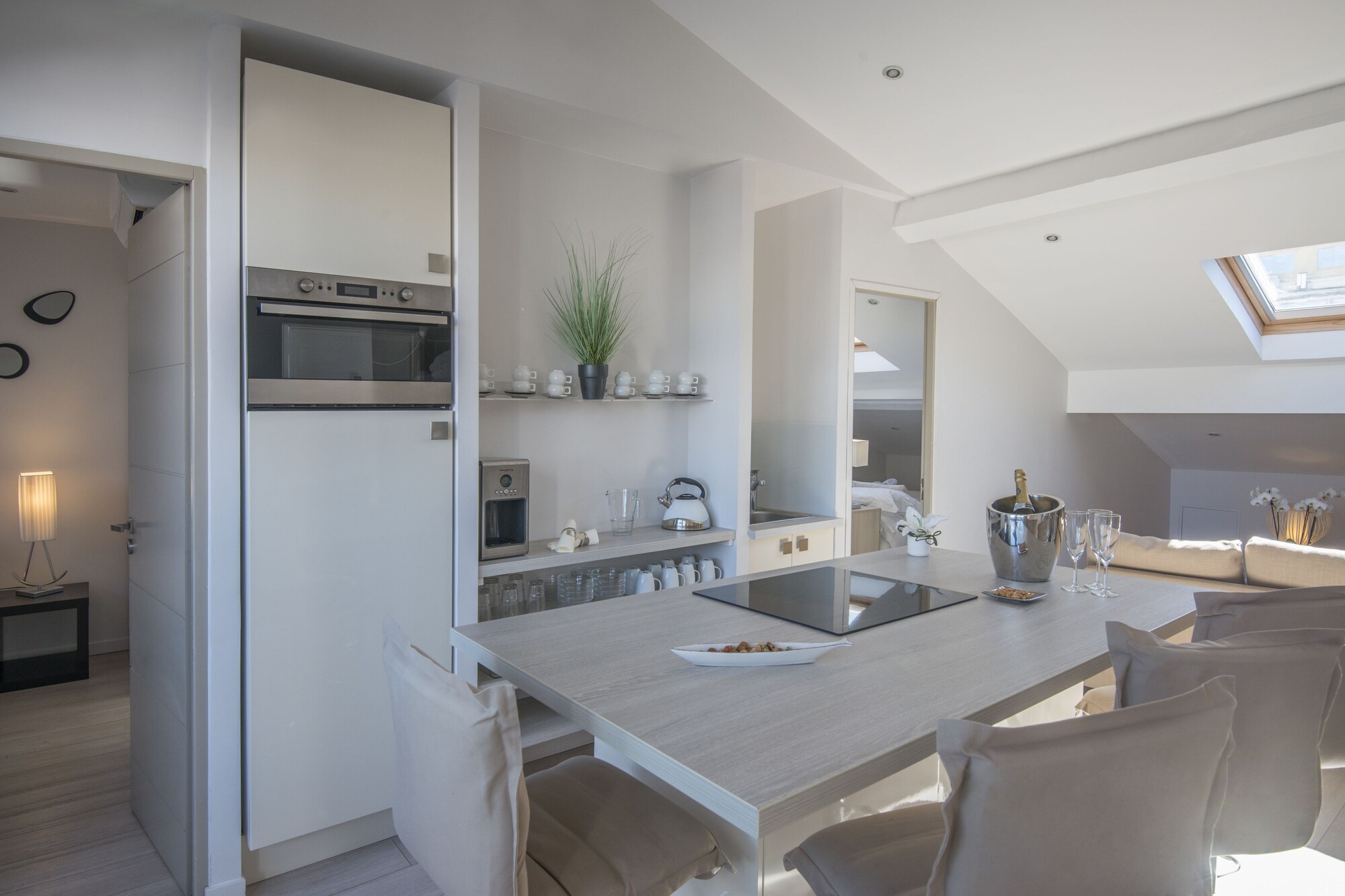 豪华两卧室公寓 - 带露台