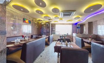 Iroomz Shanbhag Towers International - Housity