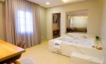 Hotel Iporã - Housity