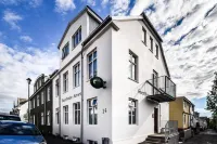 Guesthouse Aurora Hotels in 