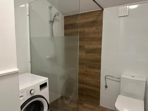 带共用浴室的双床房